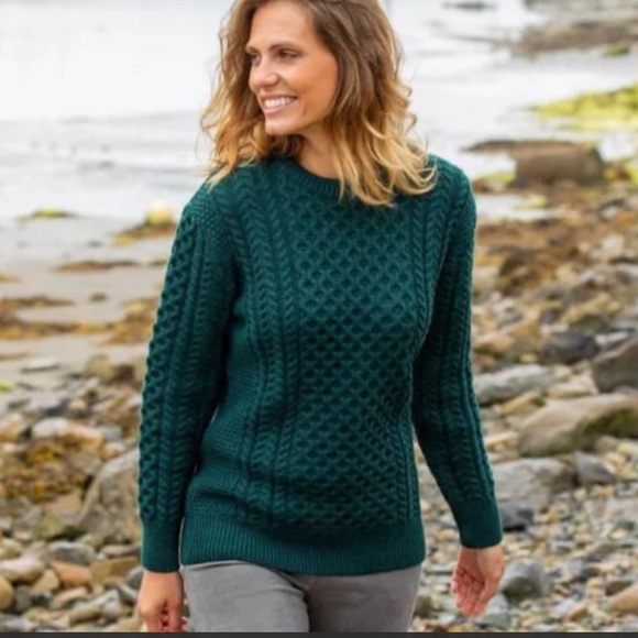 Patrick Malin Dark Green Irish Aran Cable Knit Crewneck Sweater - Picture 1 of 12